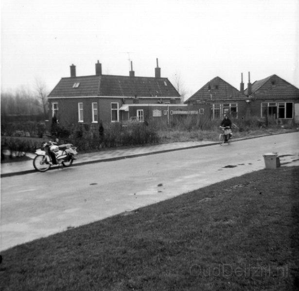 Uitwierderweg achterkant 1969.jpg